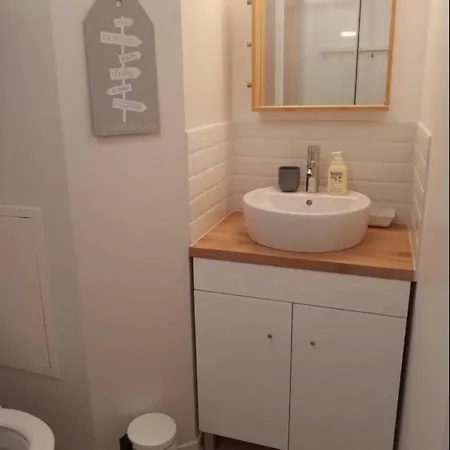 Apartment With Balcony At 350 M From The Cabourg